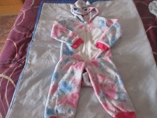 combinaison pyjama à capuche fourrure à tete de licorne 8 ans