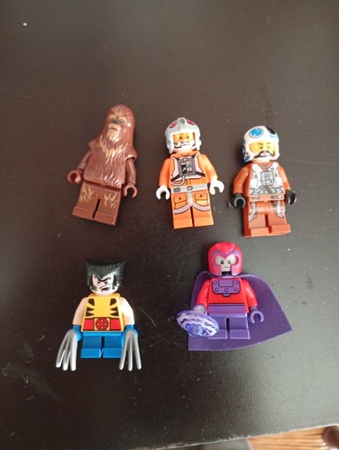 Lot figurines lego - lot,