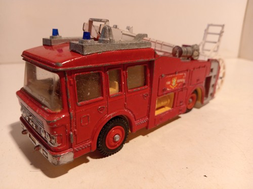 Dinky toys 266 erf fire - 266, gb