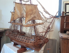 GRANDE MAQUETTE BOIS GALION VOILIER BATEAU 3 mats Ancien A RESTAURER   L: 110 CM