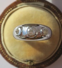 Importante superbe bague jonc