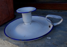 Bougeoir en tôle blanche