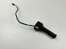 COMMODO DROIT POIGNEE