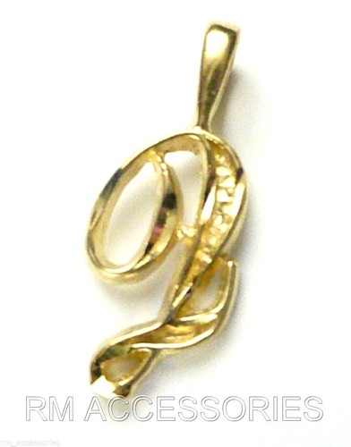 Charm script cursive initial - q,