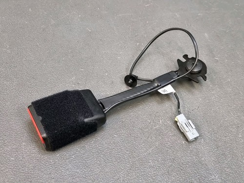 Attache ceinture sécurité