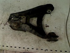 Triangle inferieur avant