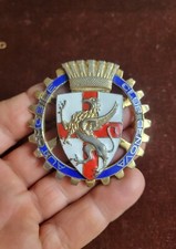 VINTAGE ENAMEL RADIATOR CAR