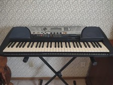 Yamaha PSR 340 61 Key Keyboard