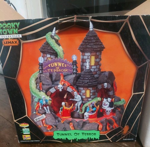 Lemax spooky town tunnel - lemax,