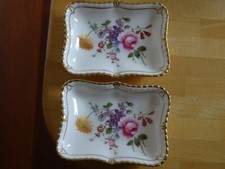 2 PETITS  BAGUIERS MODELE POSIES ROSE PORCELAINE DERBY CHINA ANGLAIS lg 10 cm
