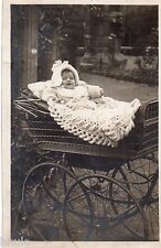 BM081 Carte Photo vintage card RPPC Enfant bébé landau poussette