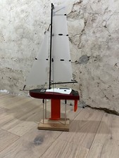 bateau voilier de bassin