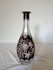 Carafe en cristal ou verre taillé