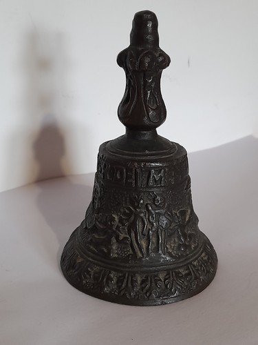 Ancienne clochette cloche - clochette,