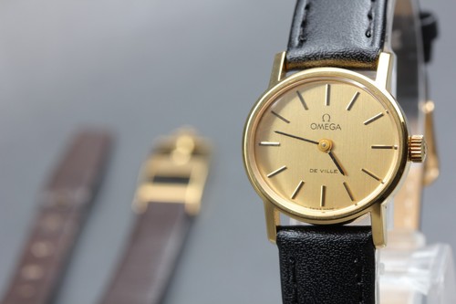 1976 near mint omega - 1976,