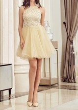 robe de soirée courte beige