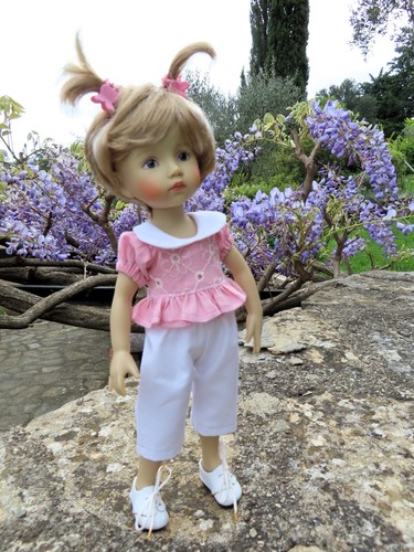 Tenue printemps pour - de,