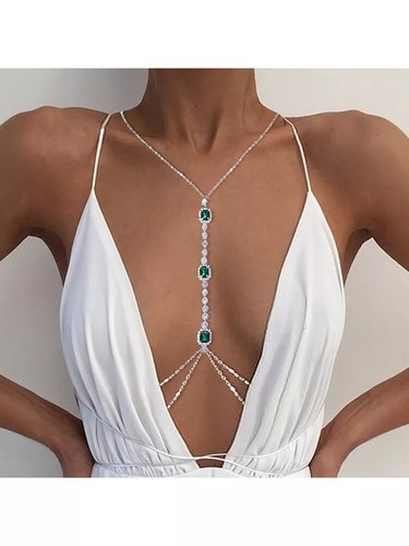 Collier long pour - long, seins