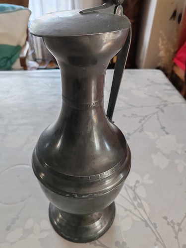 Aiguière étain avec - aiguière,