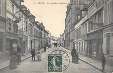 CPA 28 DREUX / VUE PRISE RUE SAINT MARTIN / cliché pas courant
