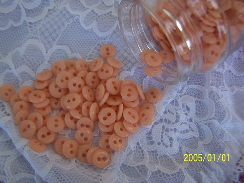 Anciens boutons 10 - :, petits