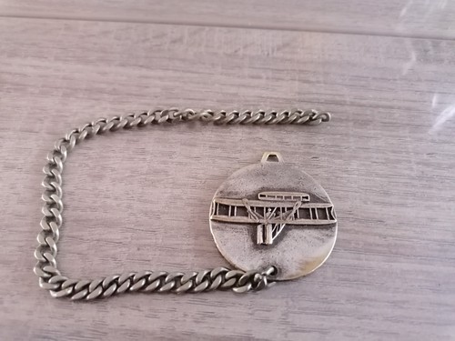 Médaille avion biplan - ,