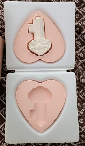 Avon savon forme - de, coeur