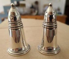 Salière et poivrière en verre aux montures en argent - ARGENT - VERRE - STERLING