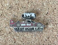 Pin’s Voiture De Course Jaguar Twr Silk Cut