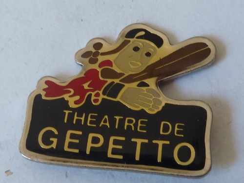 Pin pins badge theatre de - pins,