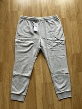 Jogging Lacoste neuf jamais