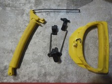 27/ POIGNEE + TRINGLERIE pour Taille haie XE55 OUTILS WOLF