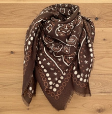 Grande Echarpe carrée laine 115x155 esprit bandana tendance mode