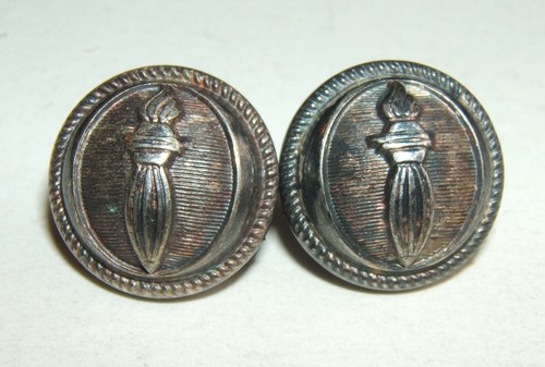 Lot boutons r s - boutons, c.r.s.