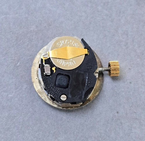6820 mouvement quartz - 6820,