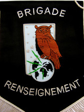 FANION (CANNETILLE) DES COMMANDOS LA BRIGADE DE RENSEIGNEMENT / CHOUETTE