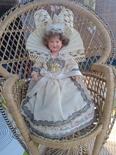 Ancienne poupée folklorique