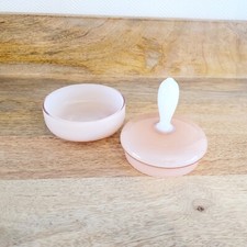 Ancien pot de crème