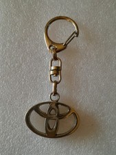 PORTE CLES TOYOTA.  AUTOMOBILE. VOITURE ANCIEN