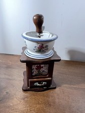 Moulin À Café  Bois Et