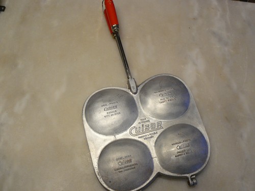 Ancien moule madeleine - a,