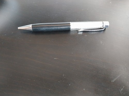 Magnifique stylo bille - stylo,