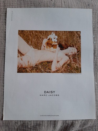 Publicité papier parfum - papier,