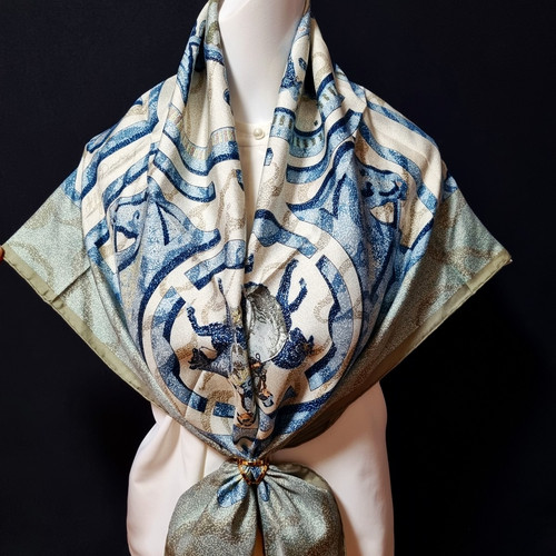 Rare vintage hermes soie scarf - rare,