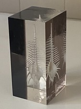 plexiglass vintage Inclusion