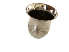 Timbale métal argent de forme