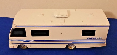 Ertl 1994 winnebago brave - ertl,