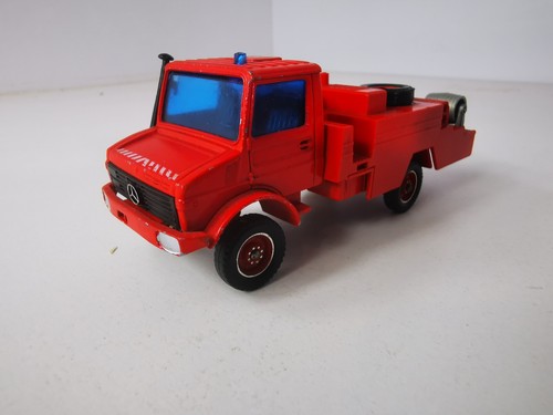 Camion pompier mercedes - camion,