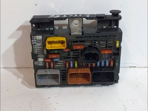 Boitier servitude moteur - boitier,