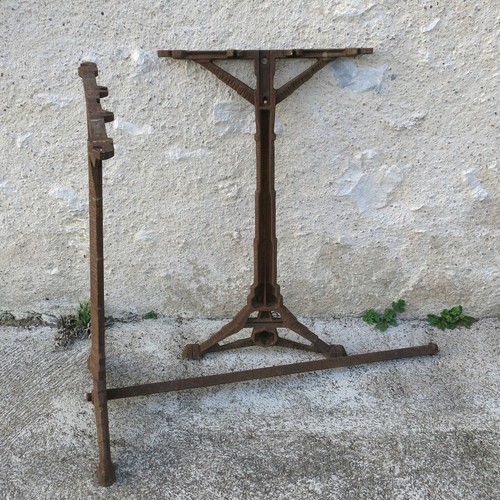 Table bistrot fonte - table, bistrot,fonte